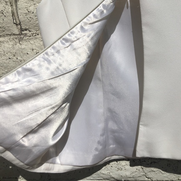 Cue Cream Sleeveless Top Size 10 - Picture 14 of 16